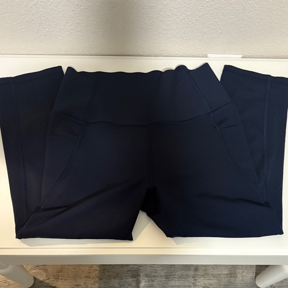 GAP Dark Blue Sculpt Compression Leggings size M,